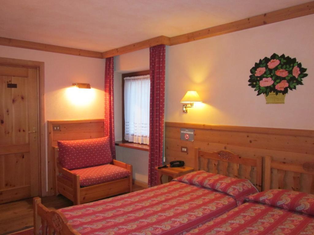Hotel Mignon Breuil-Cervinia Oda fotoğraf