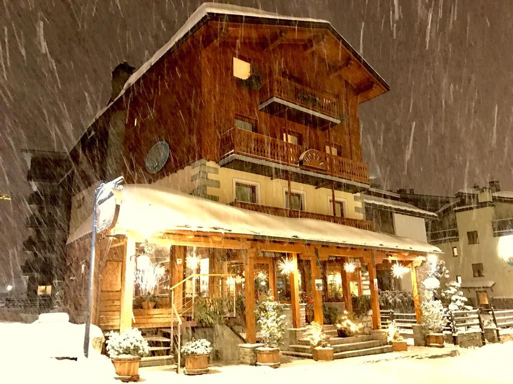 Hotel Mignon Breuil-Cervinia Dış mekan fotoğraf